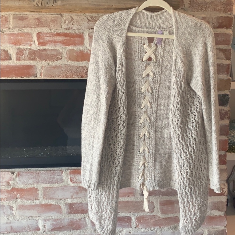 Oversized gray cardigan